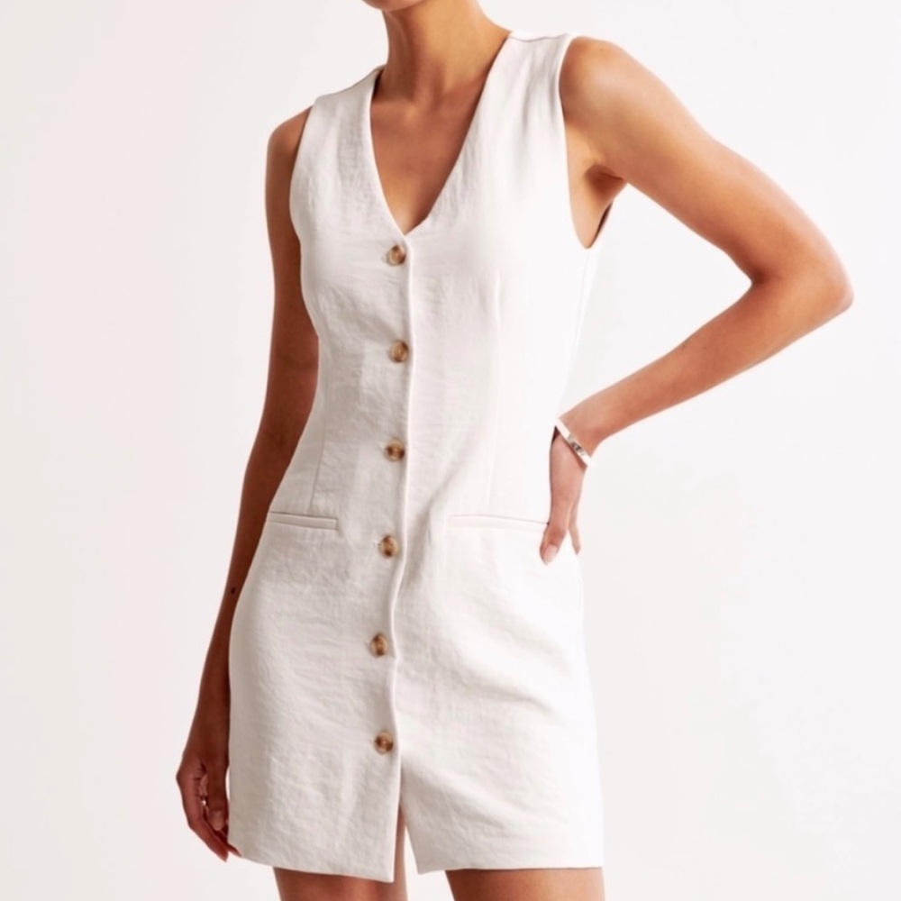 NWOT A&F Mara Vest Dress